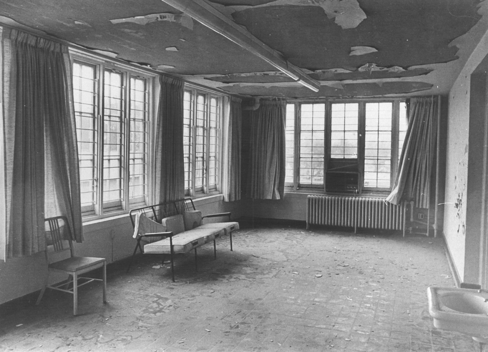 Crippling Sun Room